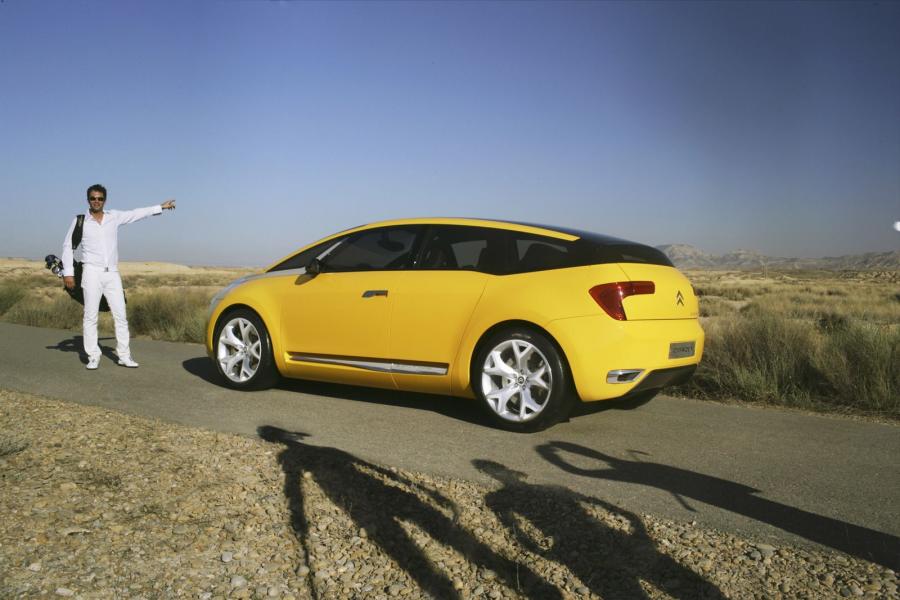  Citroen C-SportLounge Concept 2005 года  (фото 106 из 116)